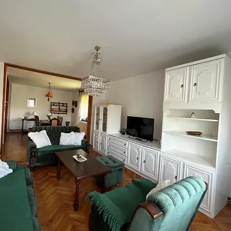 Loza House Apartamento Arandjelovac